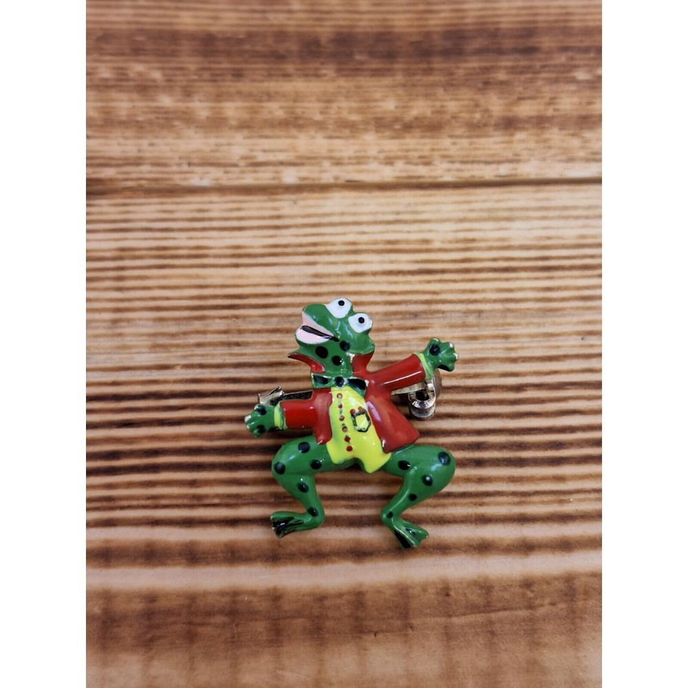 Vintage Frog Prince Brooch Fairytale Dancing‎ Dressed Metal Scatter Pin Painted